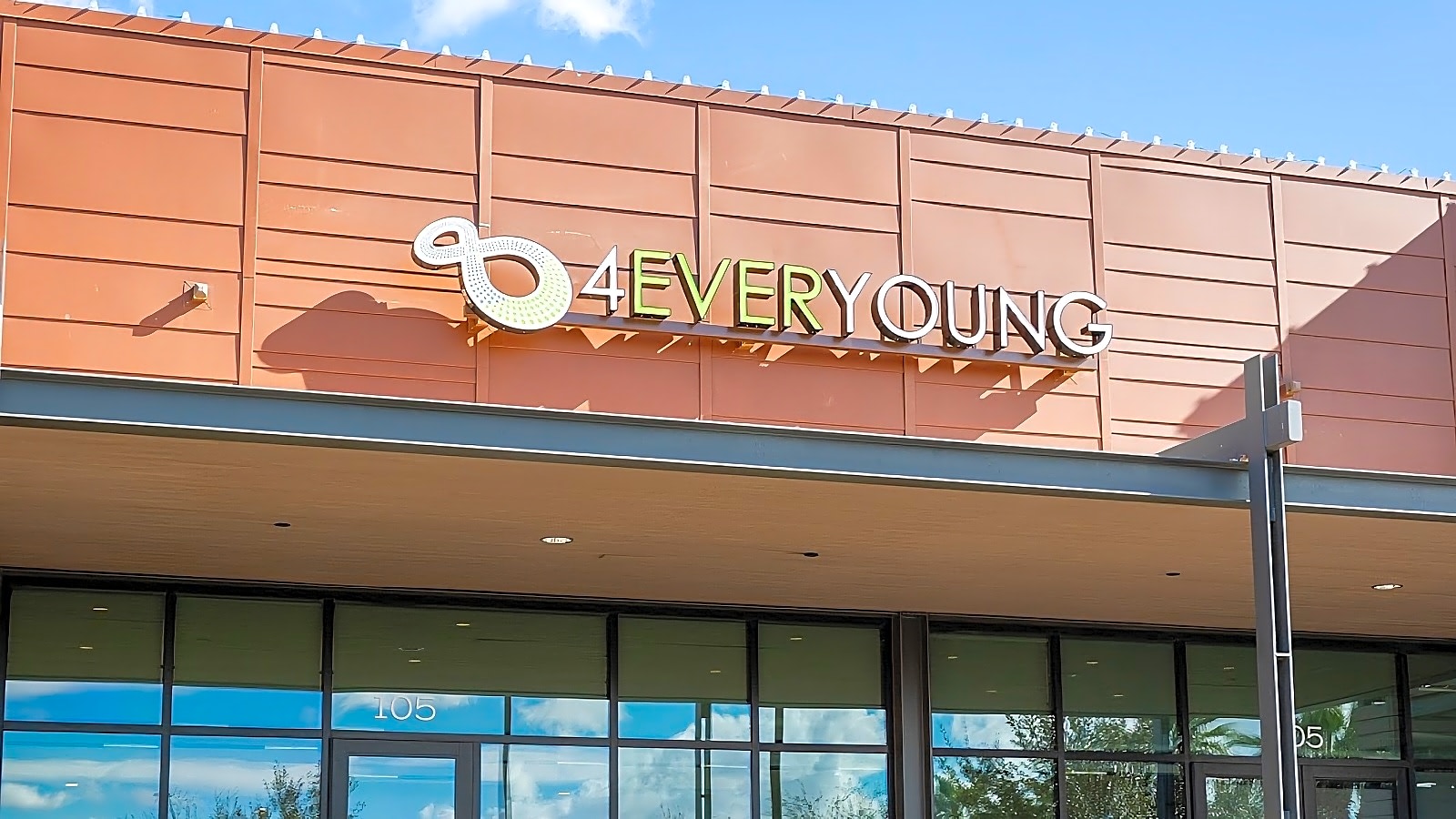 4Ever Young Gilbert workplace