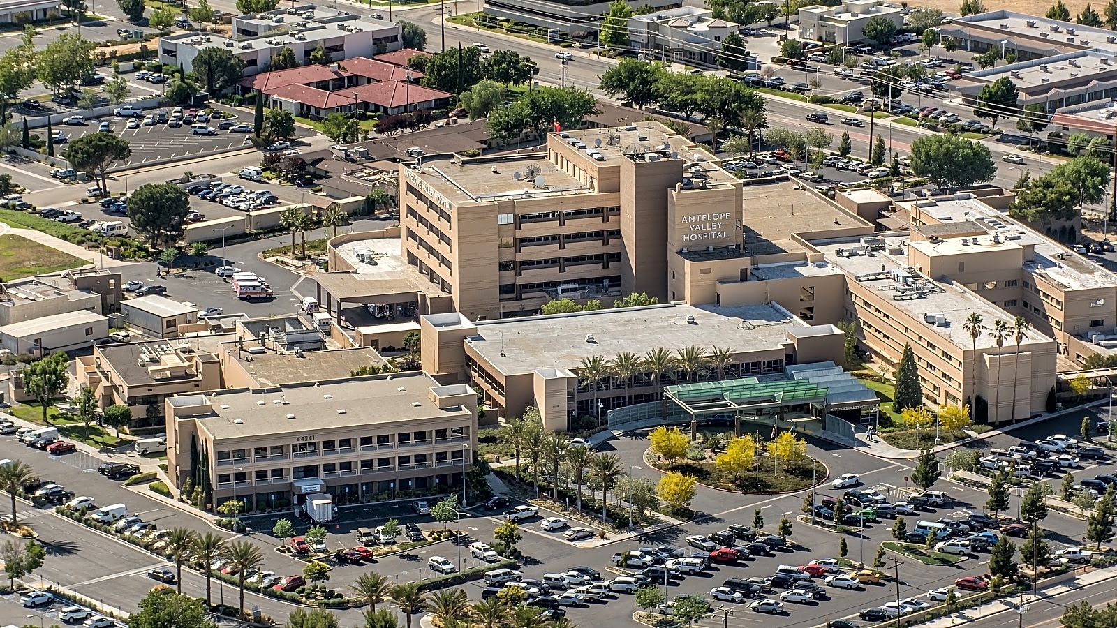 Antelope Valley Medical Center workplace