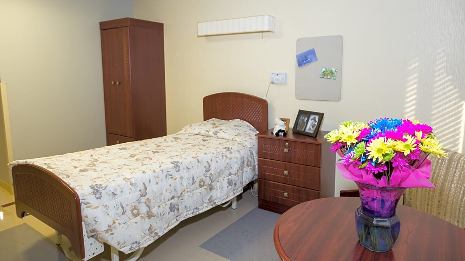 SNF Rehab & Healthcare workplace