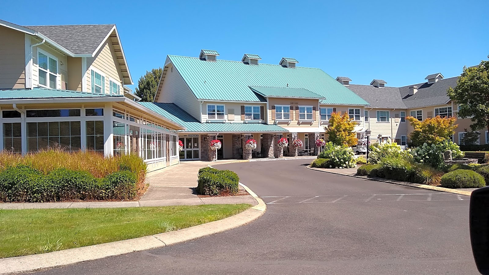 Hillside - a HumanGood community workplace