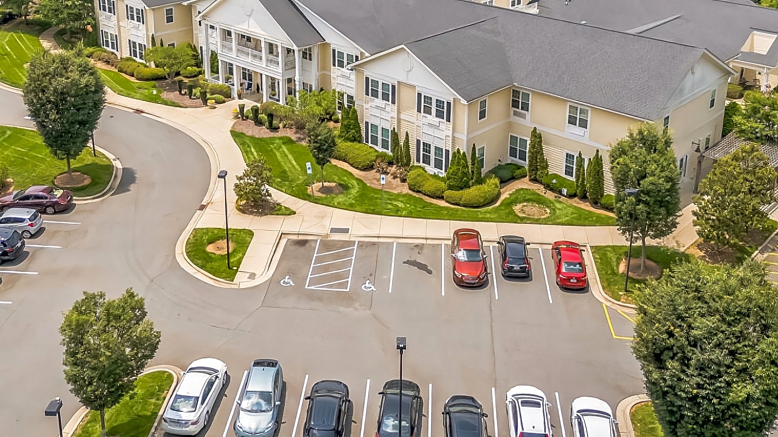 Cadence Huntersville by Cogir photo