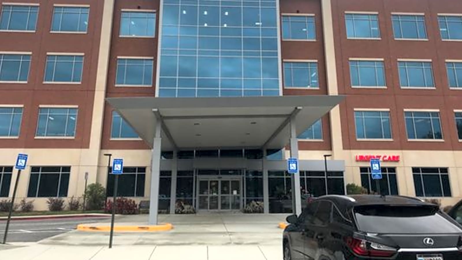 Summit Spine & Joint Centers workplace