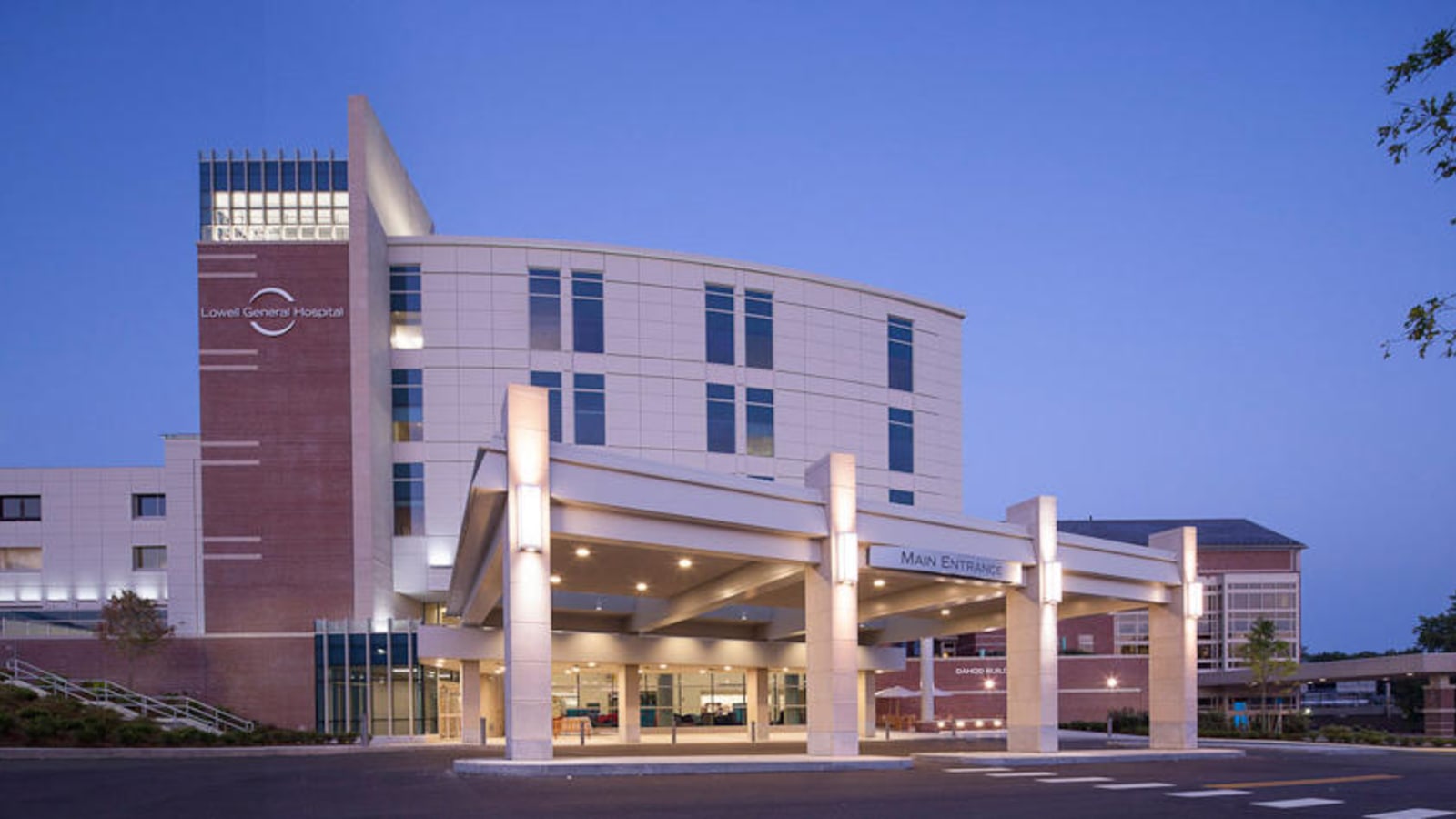 Tufts Medicine workplace