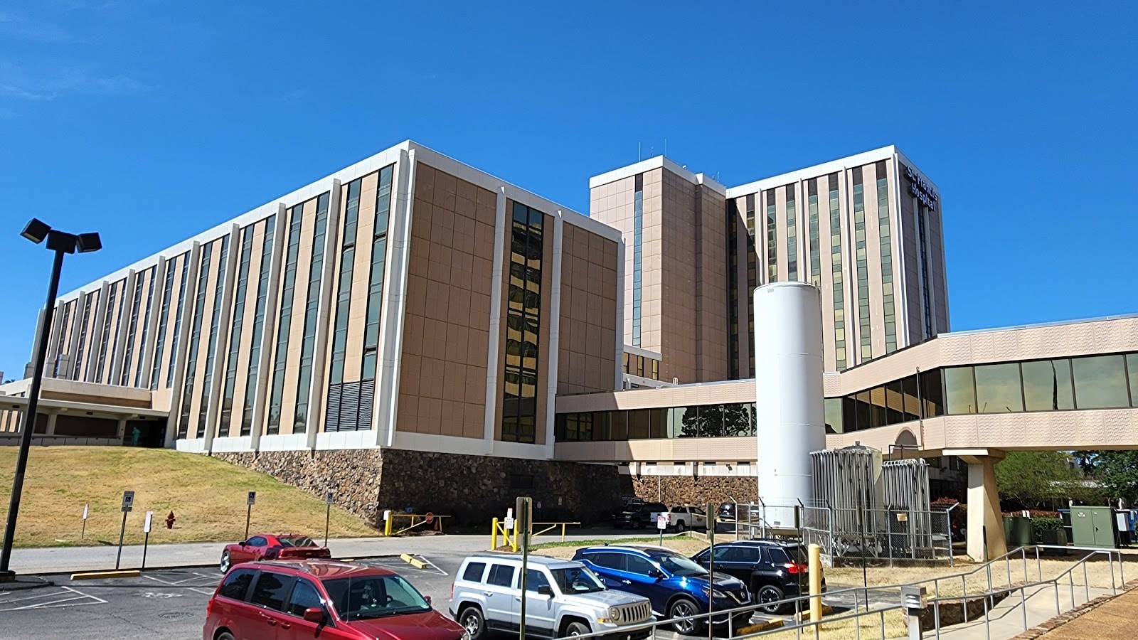 Tenet Memphis workplace
