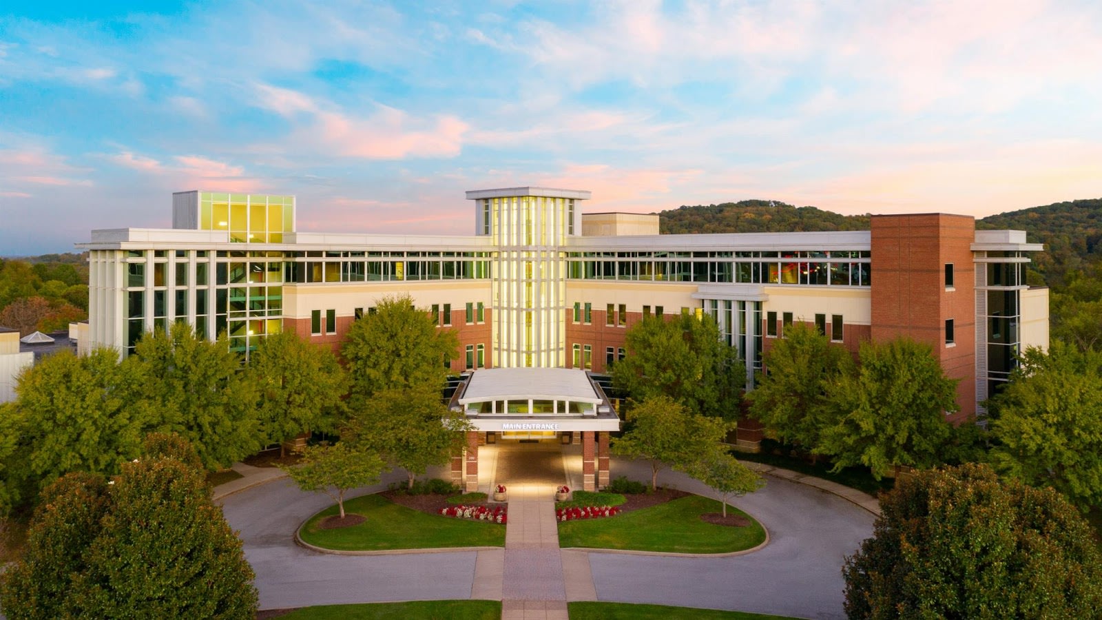 TriStar StoneCrest Medical Center workplace