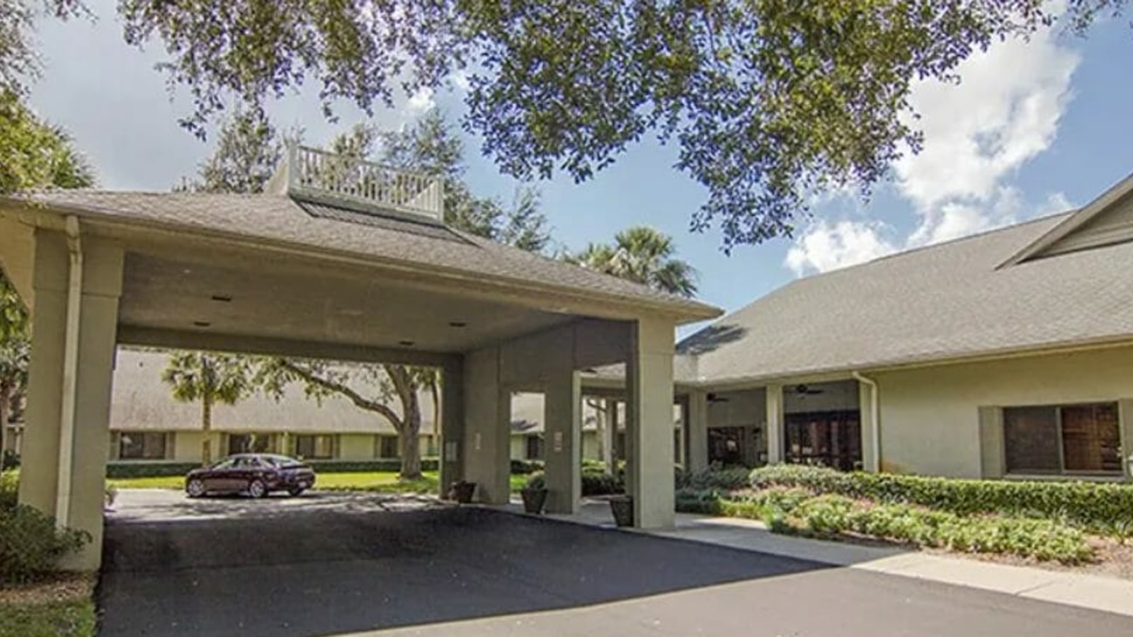 Lake Port Square workplace