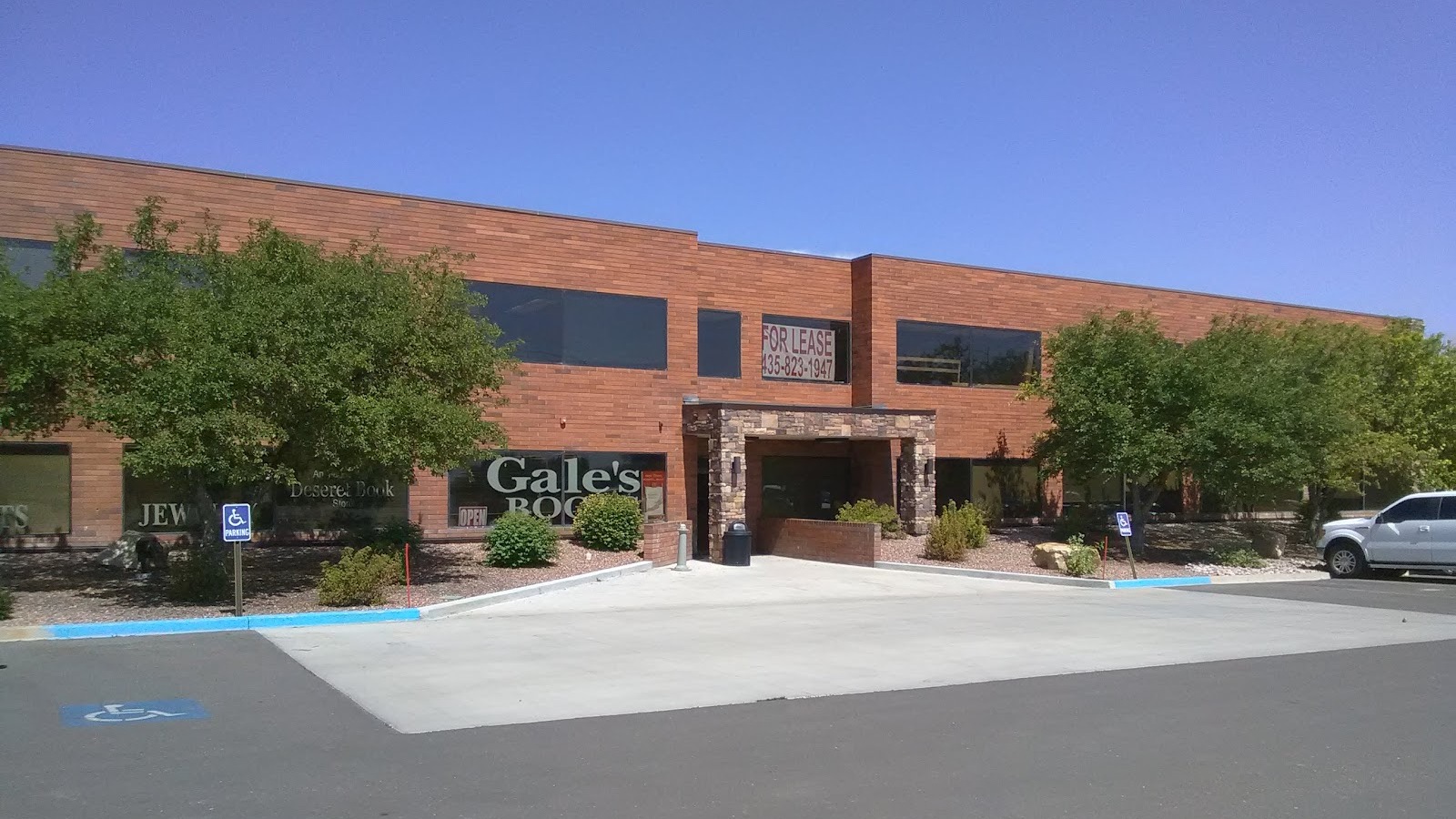 Mountainlands Community Health Center Inc workplace