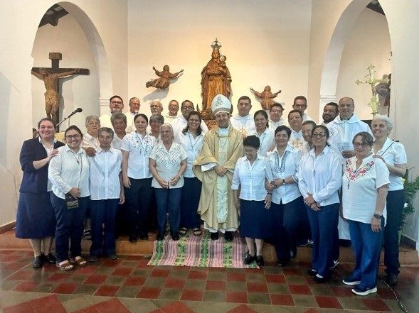 Jubileo en Santa María de Fe: La Compañía de María celebra 50 años de misión, entrega y peregrinar en Paraguay. Imagen 2