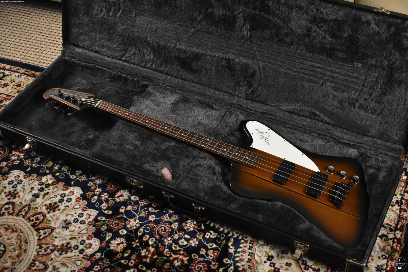 Joel's Vintage Guitars | Gibson Thunderbird Bass 2005
