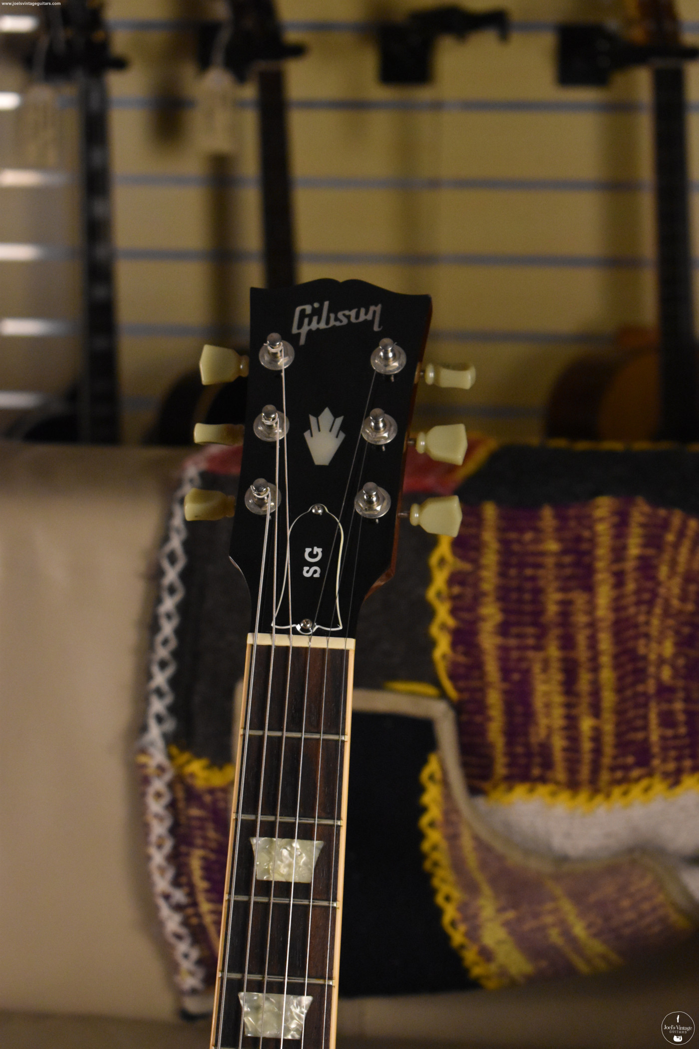 Joel's Vintage Guitars | Gibson SG Standard 2002 Cherry