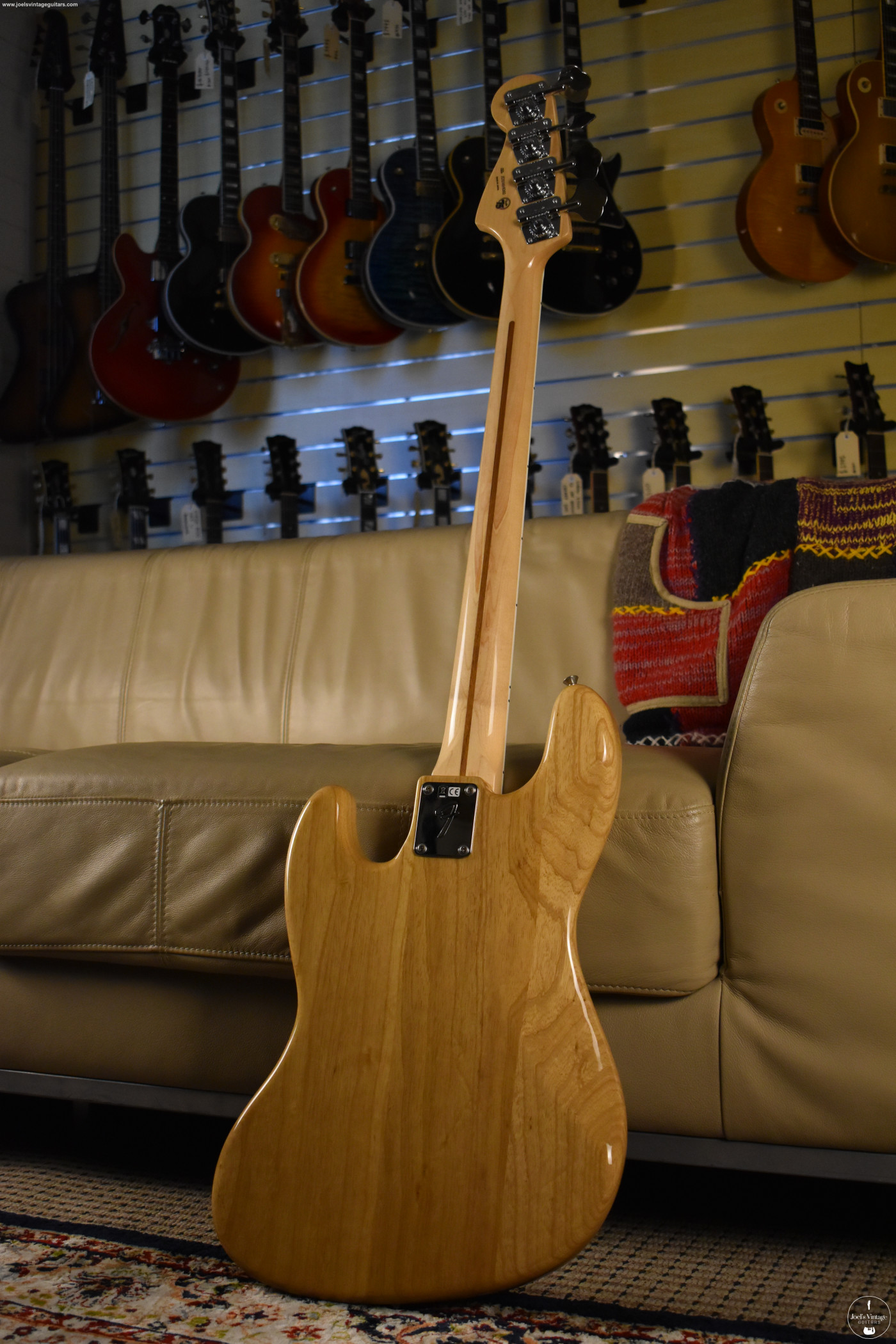 Fender MIJ Heritage 70’s Jazz Bass Fender Made in Japan Heritage '70s Jazz Bass®, Natural – The