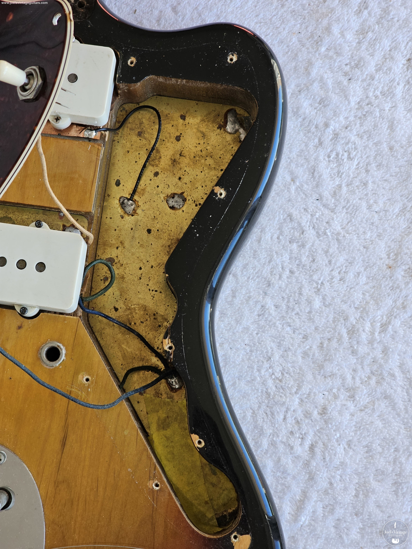 Joel's Vintage Guitars | Fender Jazzmaster 1968 Sunburst