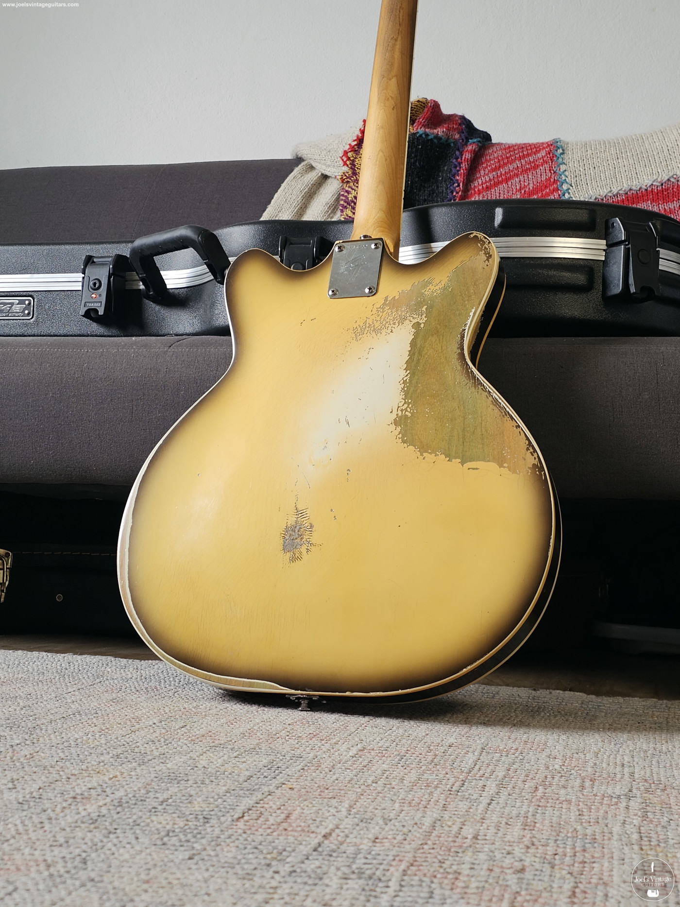 Joel's Vintage Guitars | Fender Coronado II 1968 Antigua Finish