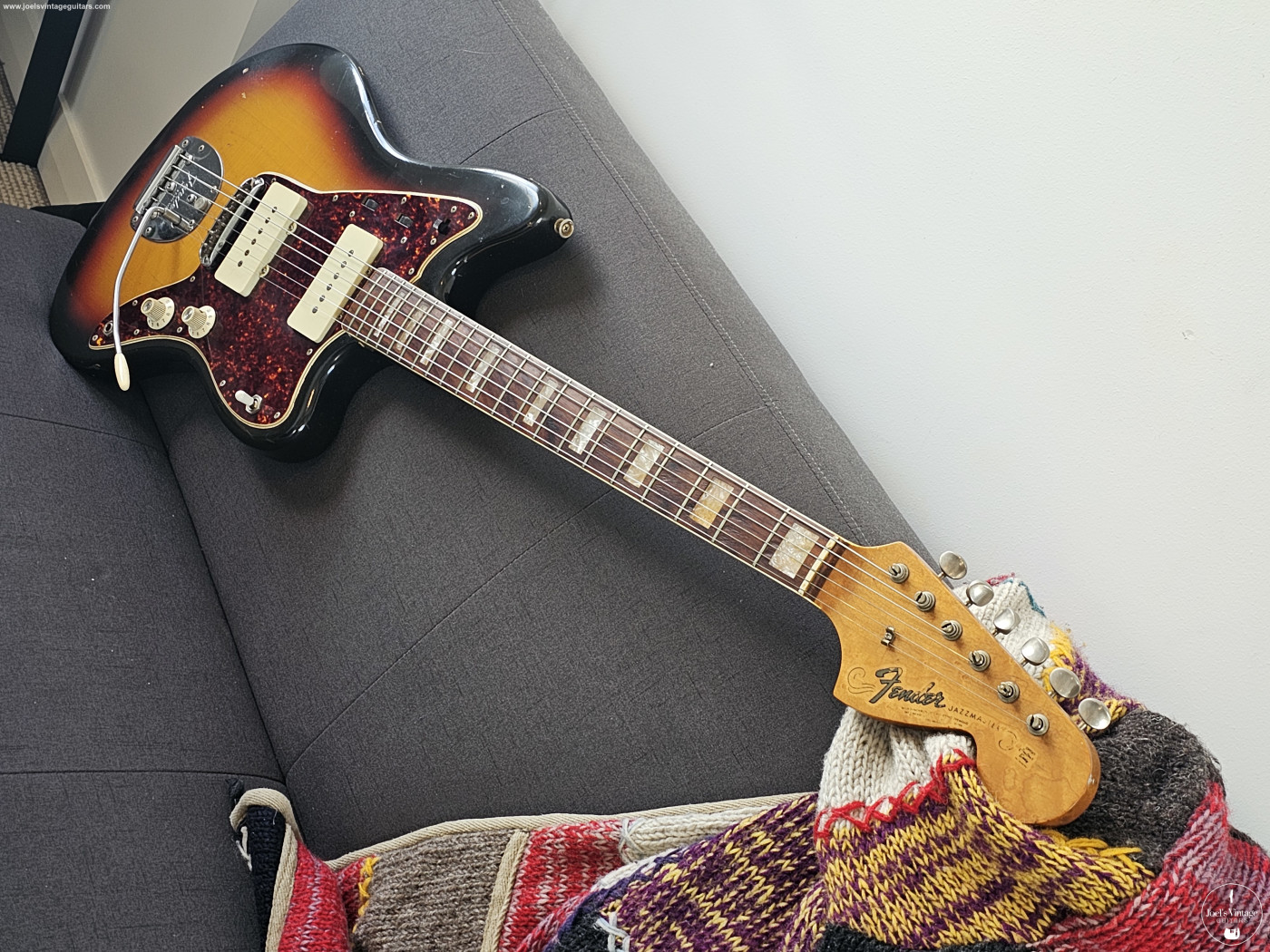 Joel's Vintage Guitars | Fender Jazzmaster 1966 Sunburst w