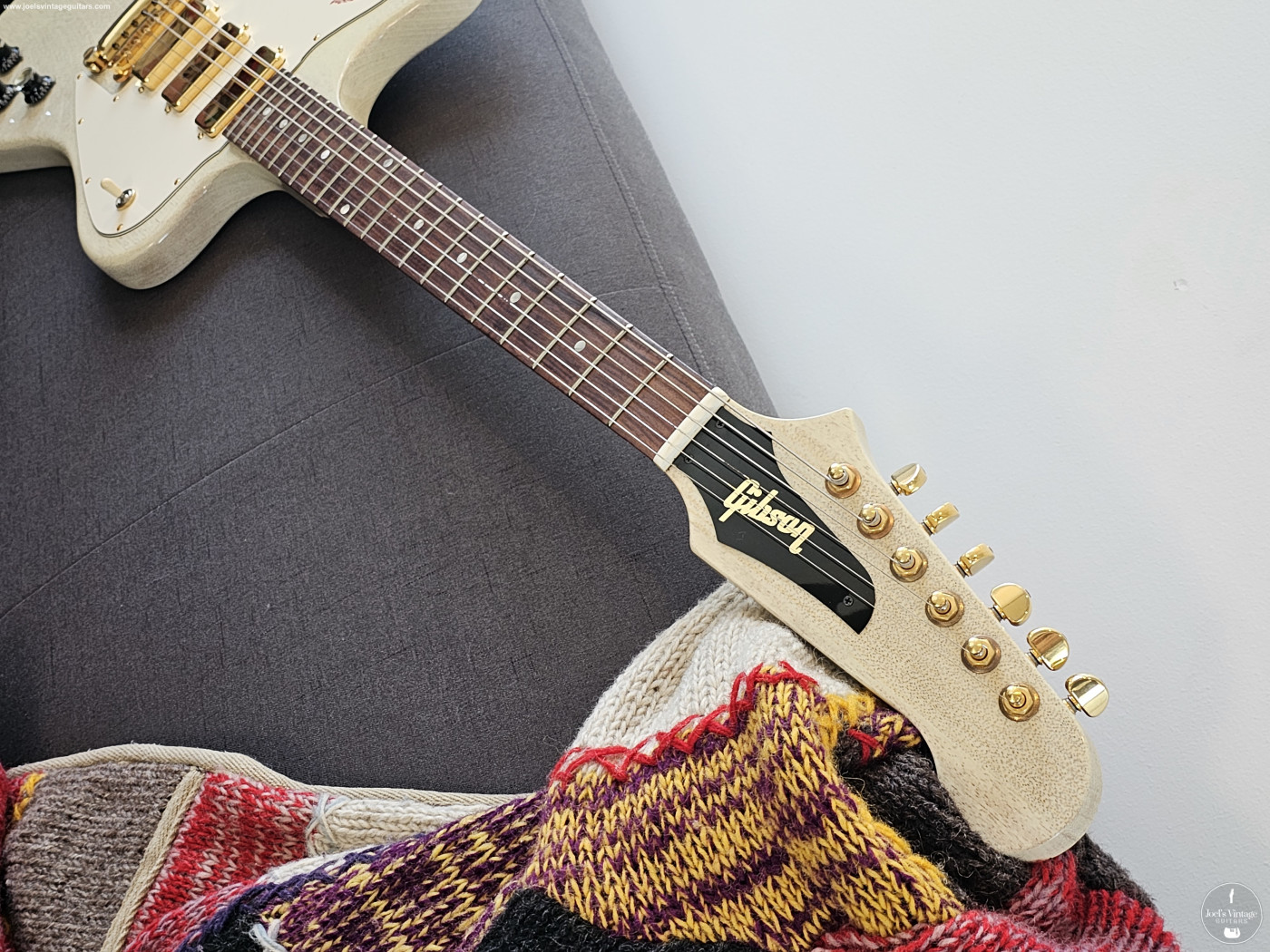 Gibson Custom Non-Reverse Firebird TV White 2007 – Chicago