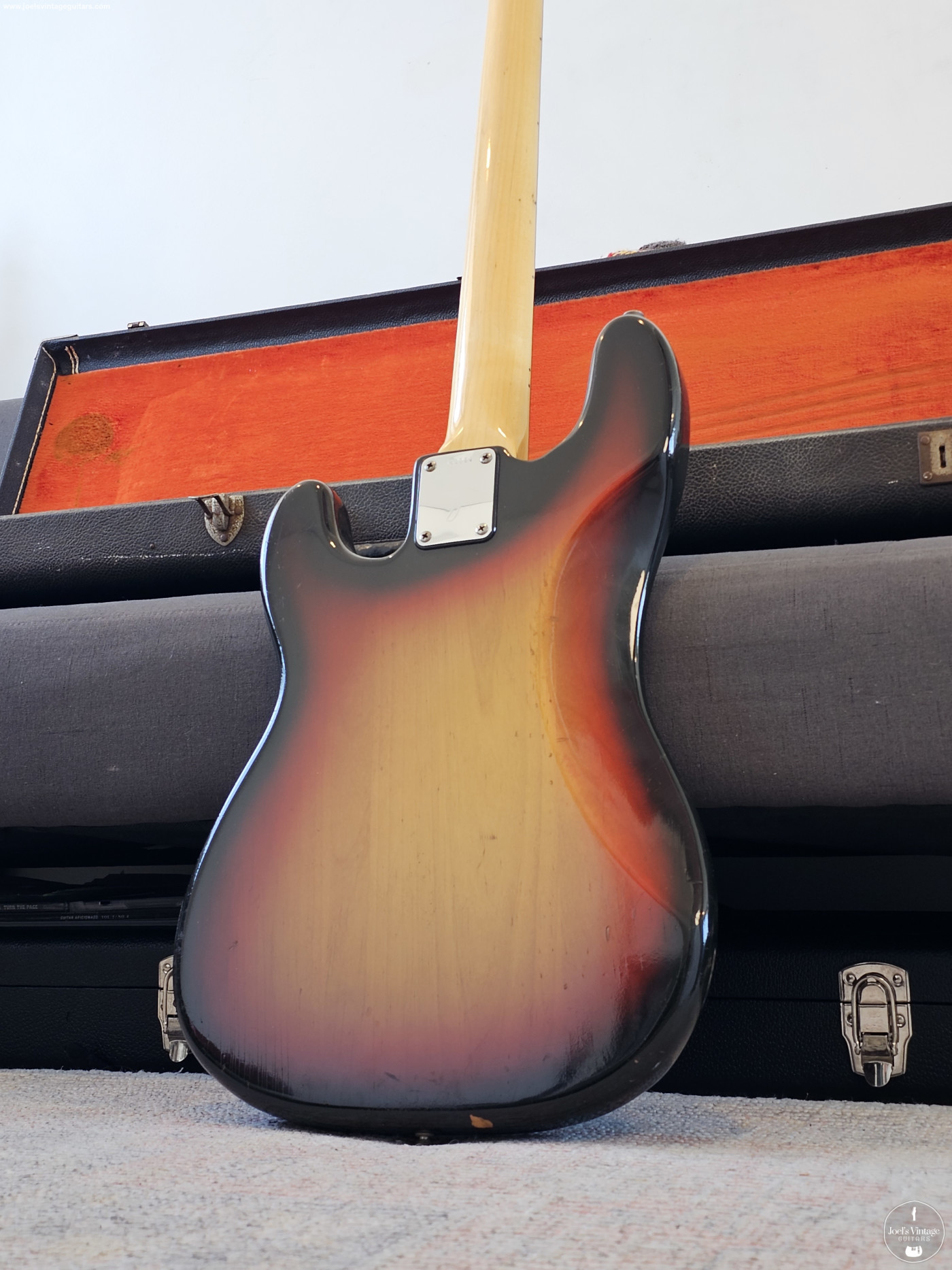 Joel's Vintage Guitars | Fender Precision Bass 1976 Fretless