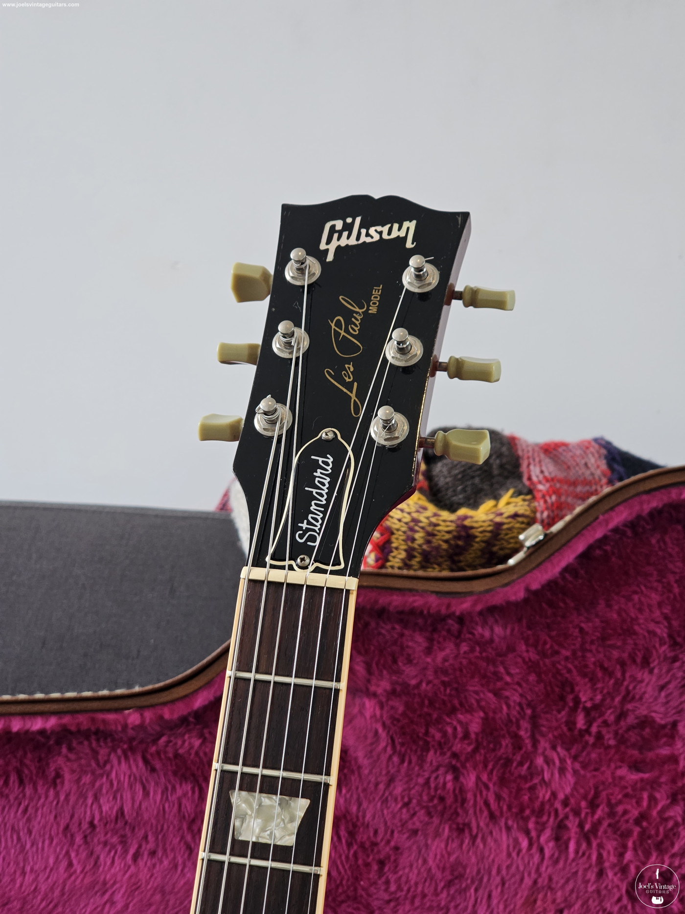 Joel's Vintage Guitars | Gibson Les Paul Standard 1995 Cherry Sunburst