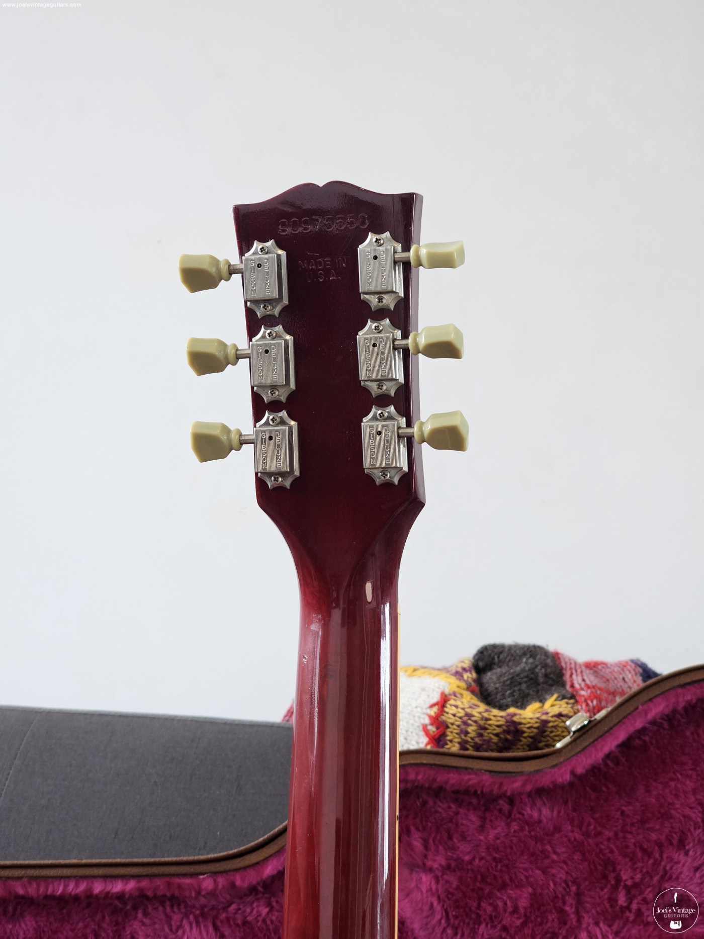 Joel's Vintage Guitars | Gibson Les Paul Standard 1995 Cherry Sunburst