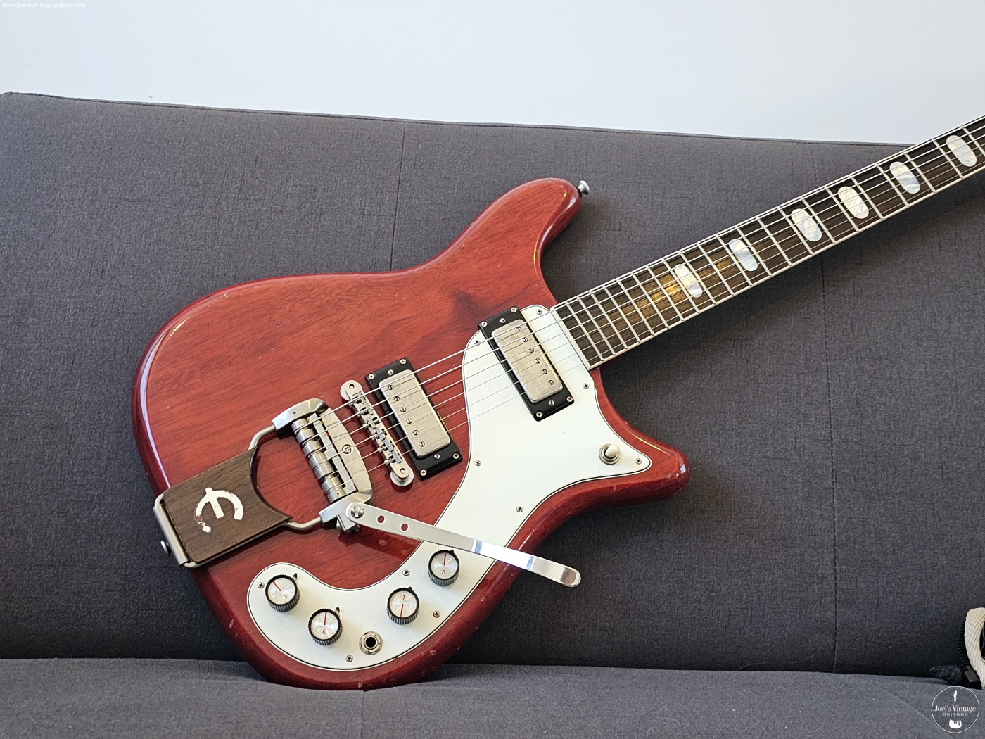 Joel's Vintage Guitars | Epiphone Crestwood Custom 1965