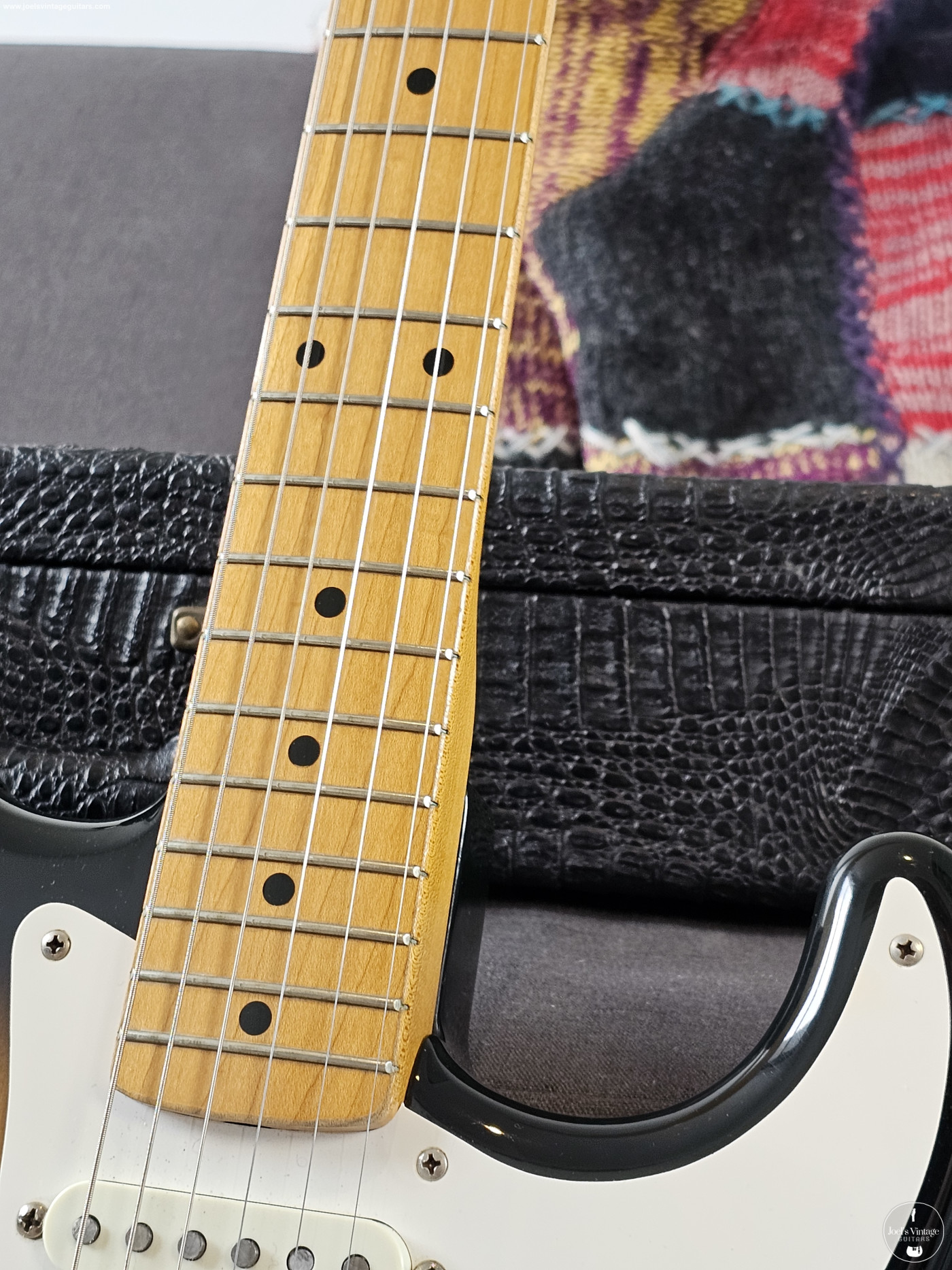 Joel's Vintage Guitars | Fender JV ST57-65 Stratocaster 1983 Sunburst