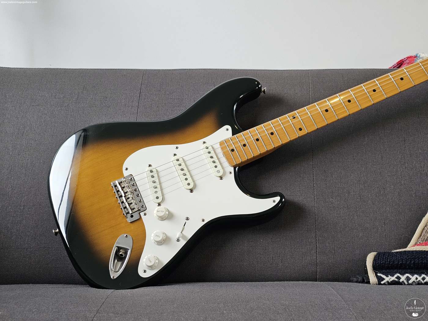 Joel's Vintage Guitars | Fender JV ST57-65 Stratocaster 1983 Sunburst