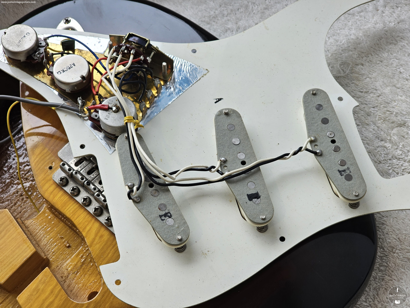 Joel's Vintage Guitars | Tokai Springy Sound ST80 Sunburst 1980
