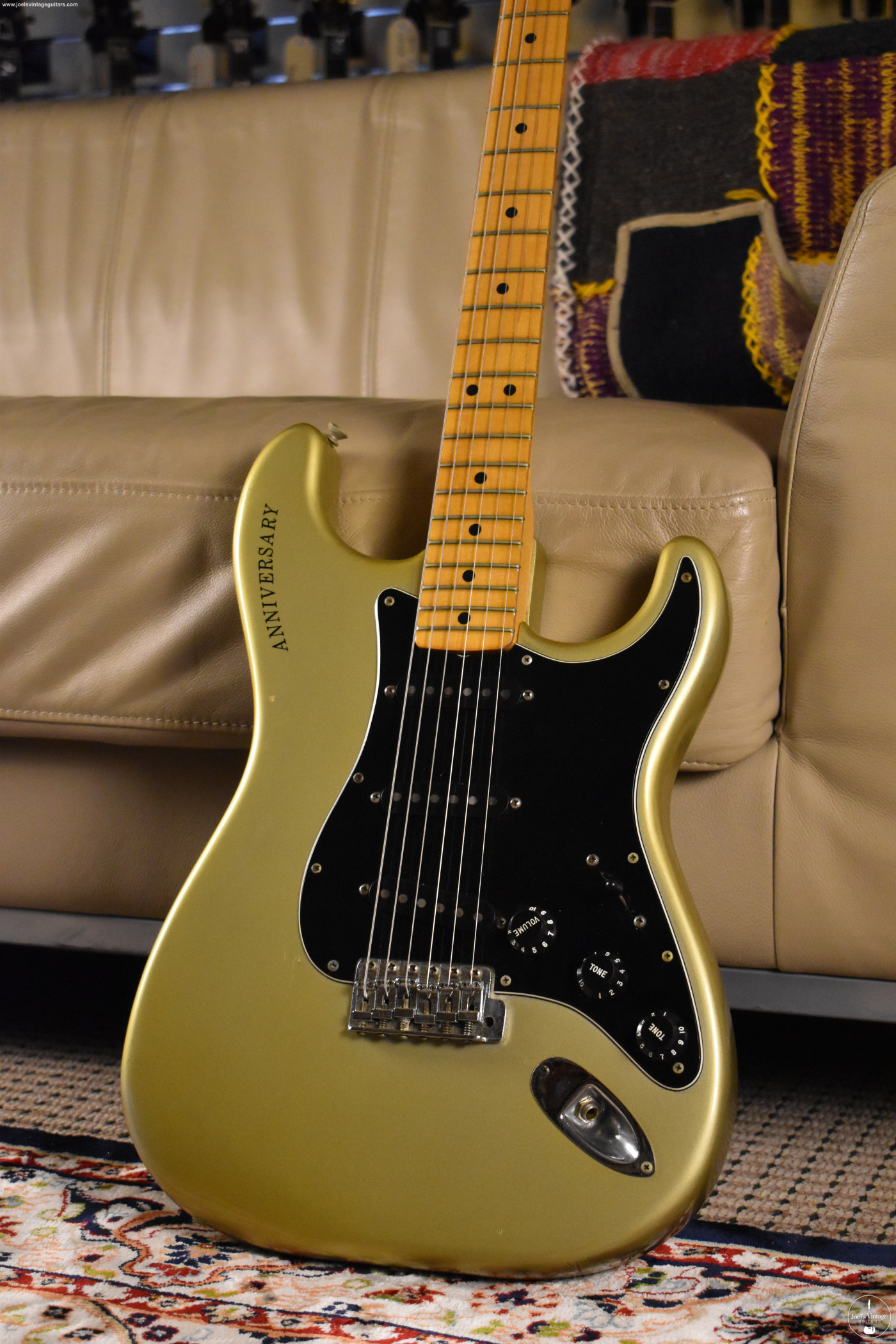 ギター FENDER USA 25th Anniversary Stratocaster s-l400.jpg