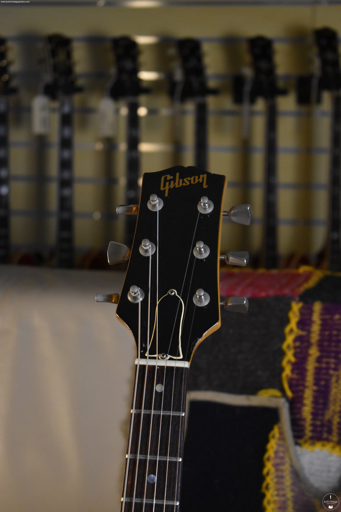 Joel's Vintage Guitars | Gibson L6-S Deluxe 1976 Natural