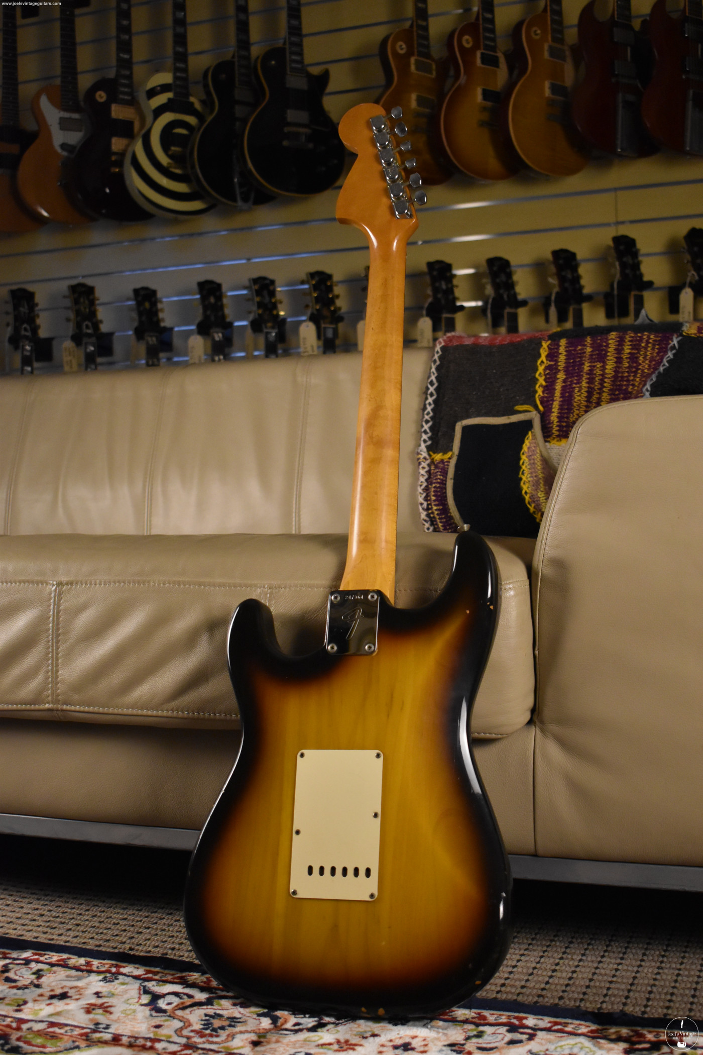 ギター Fender  Stratocaster  Sunburst 68 Stratocaster Sunburst | The Music Emporium