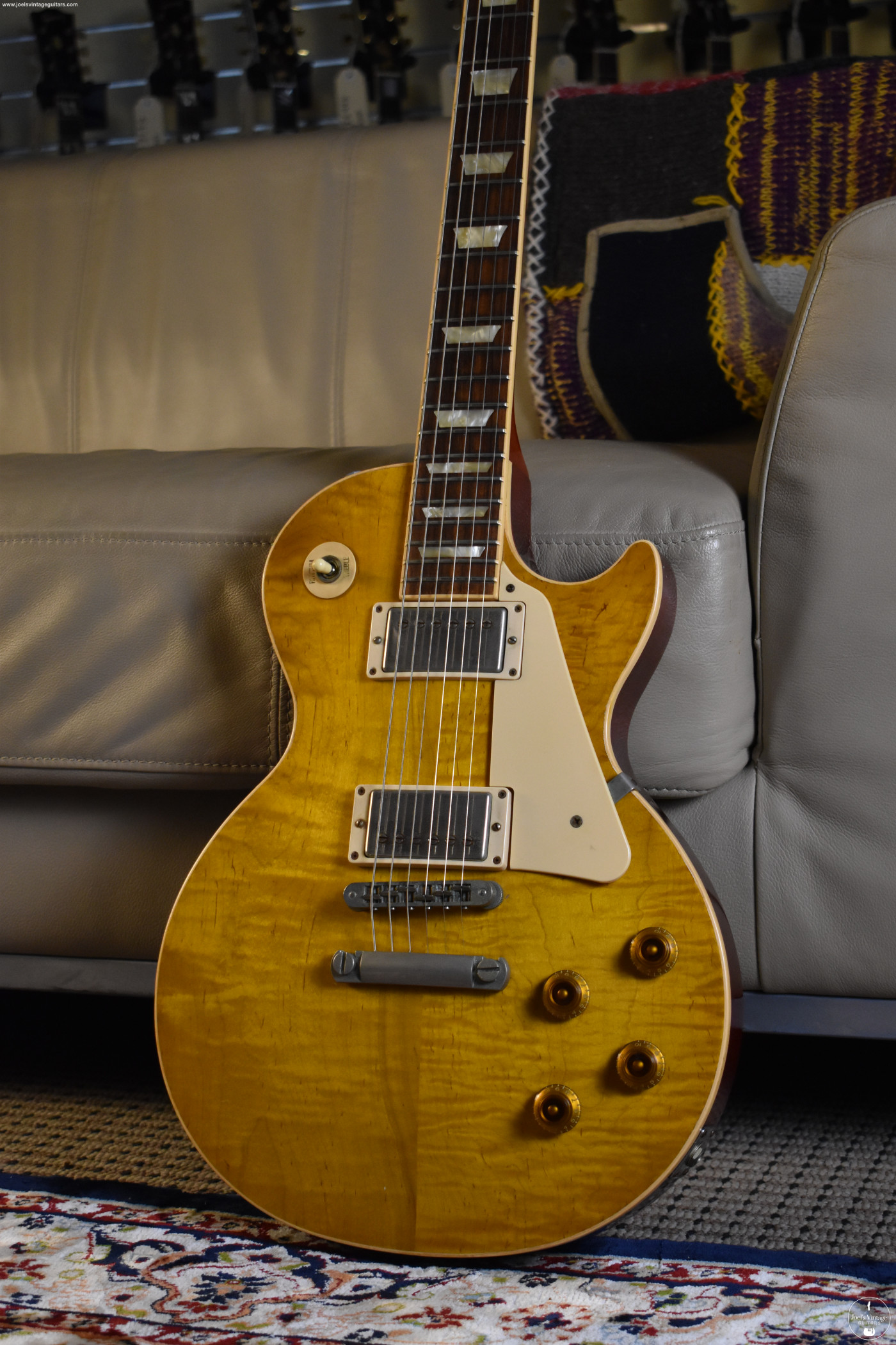 Joel's Vintage Guitars | Gibson Les Paul Traditional 2011