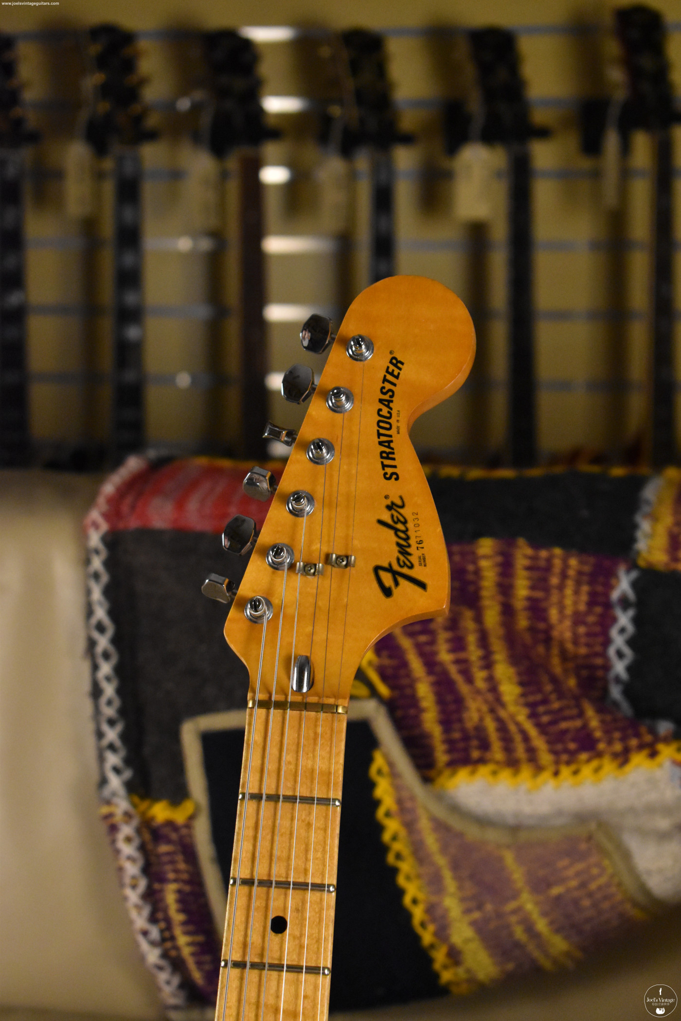 Joel's Vintage Guitars | Fender Stratocaster 1976 Natural Hardtail