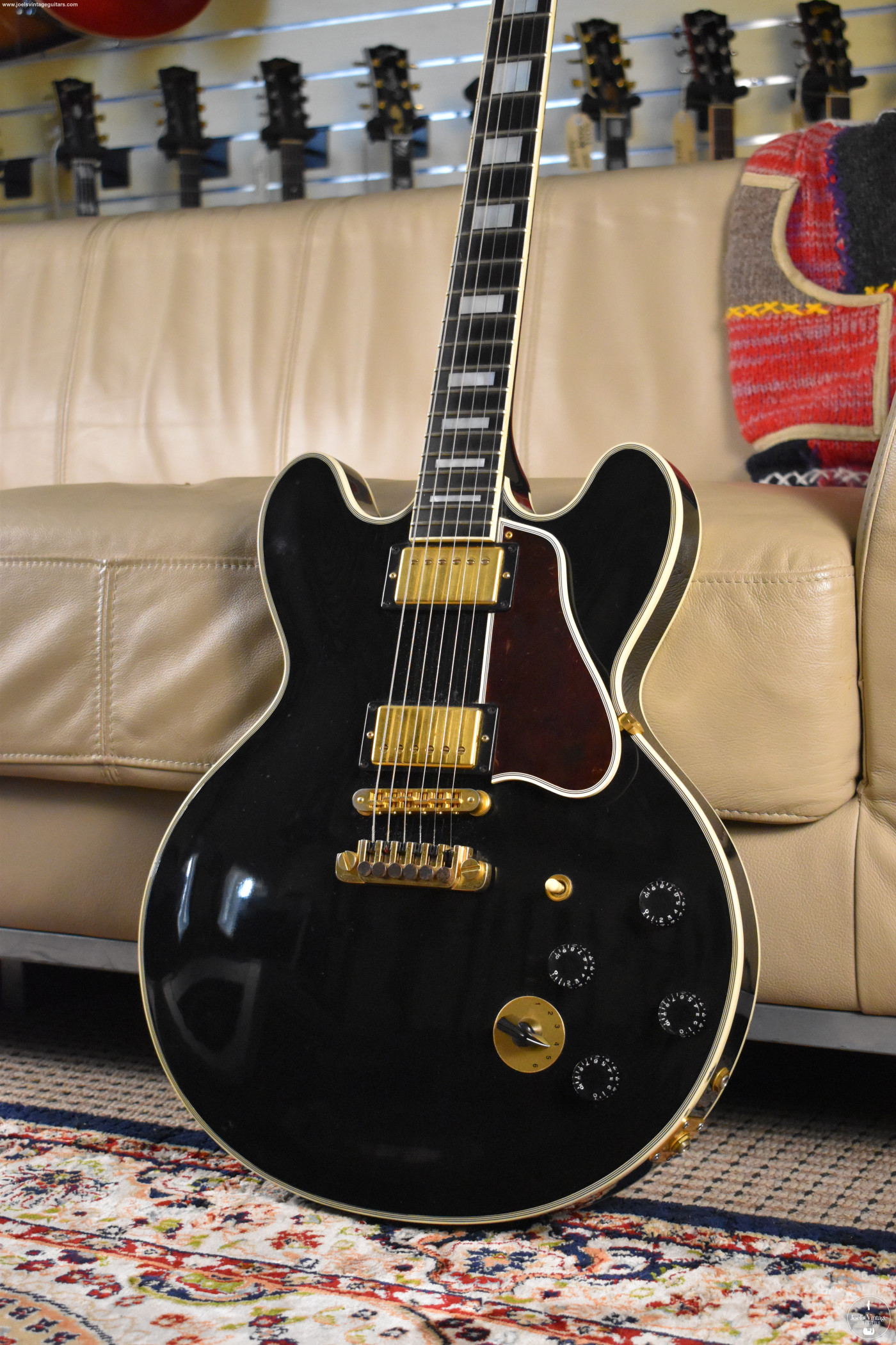 Joel's Vintage Guitars | Gibson B.B King Lucille 2005
