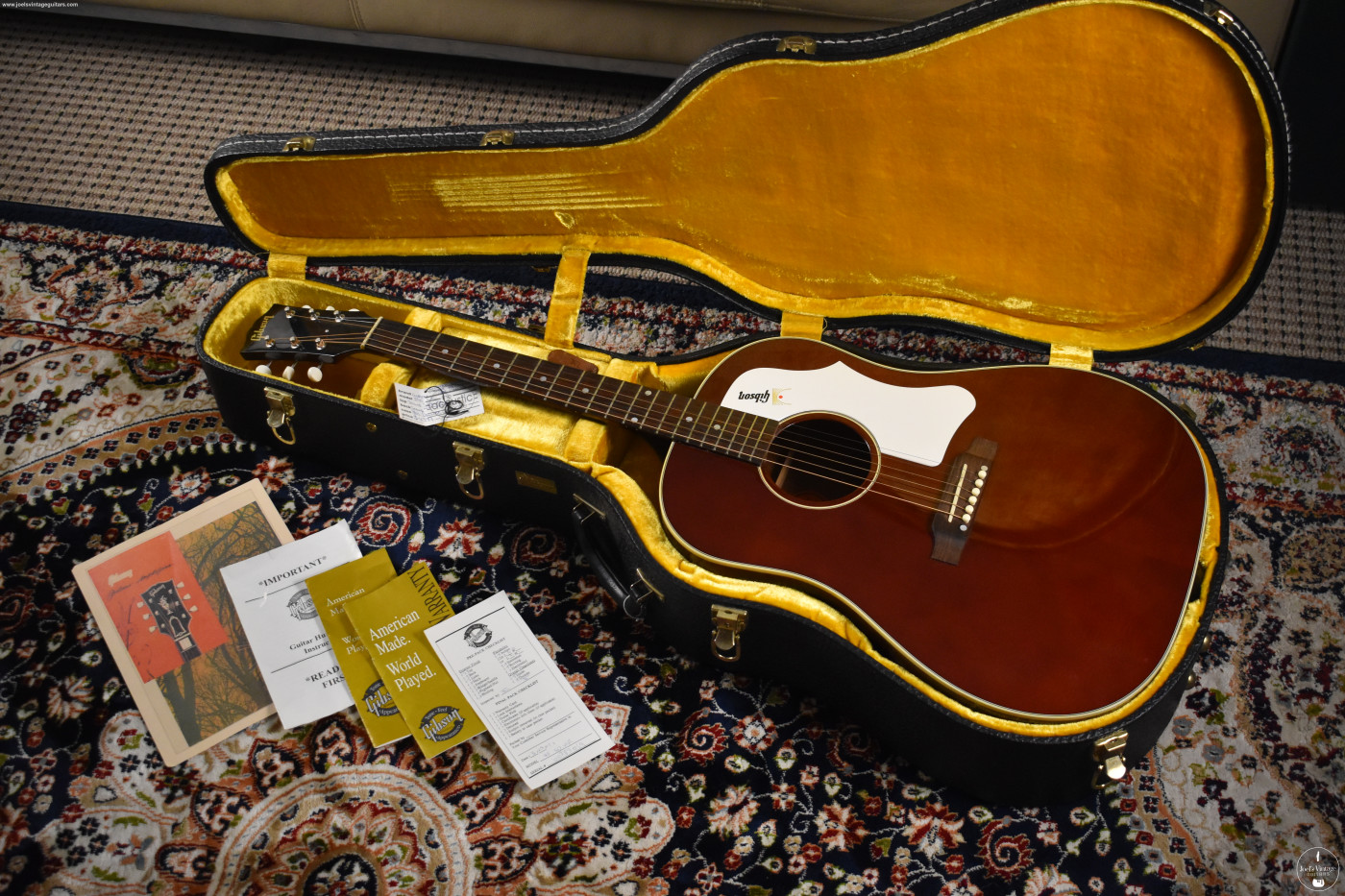 Joel's Vintage Guitars | Gibson J-45 60s Reissue 2003 Cherry