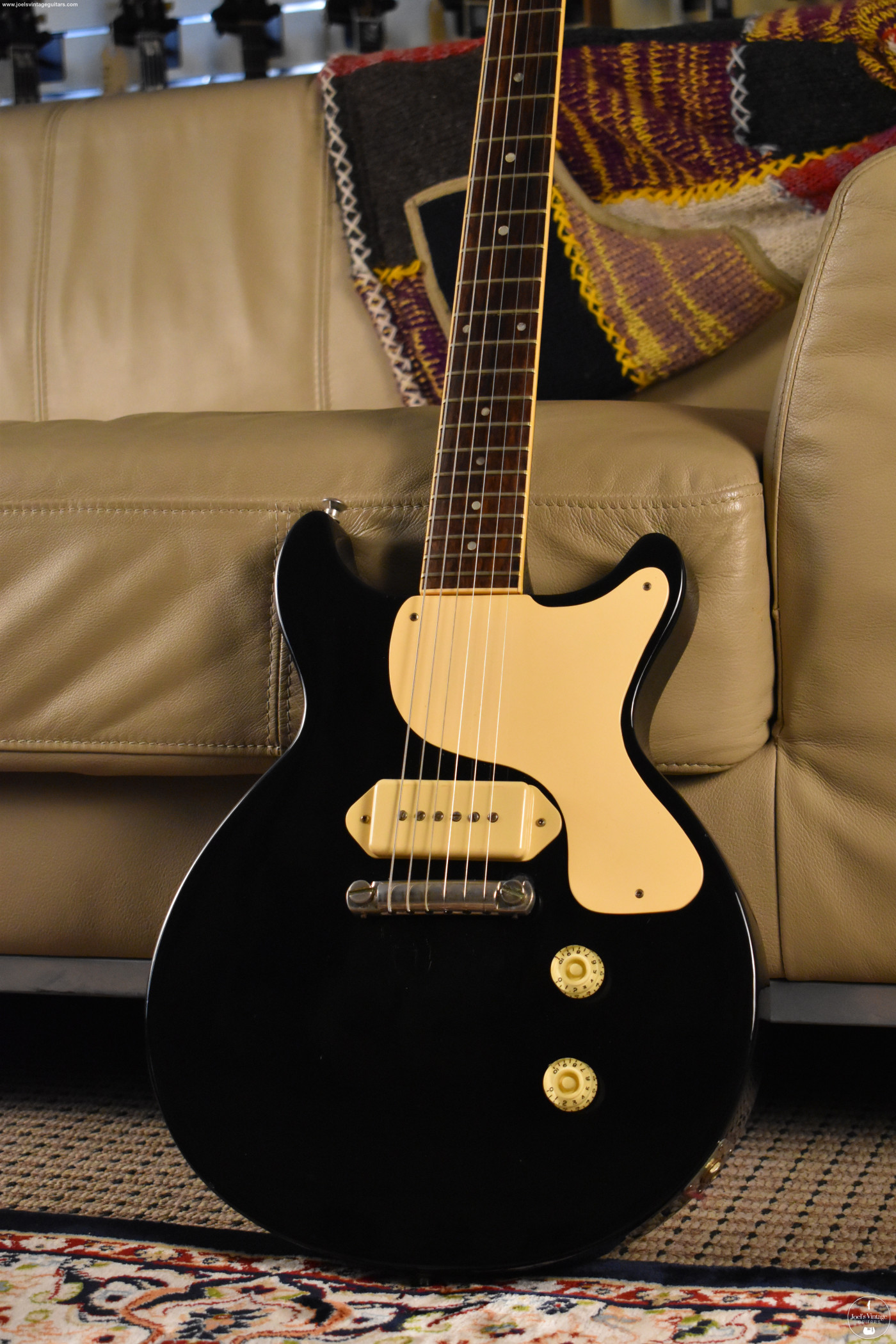 Joel's Vintage Guitars | Gibson Les Paul Junior 1991 Black Custom