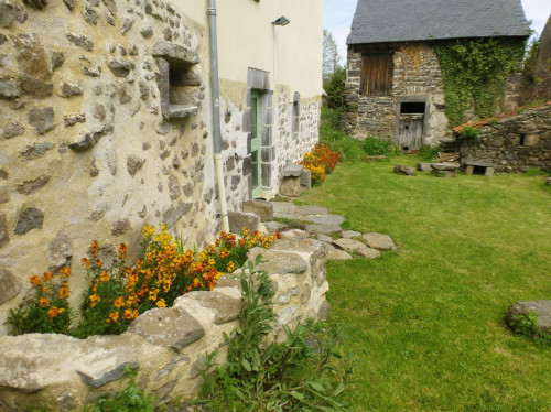Un tiers-lieu culturel en rural : résidences d'artistes et d'associations