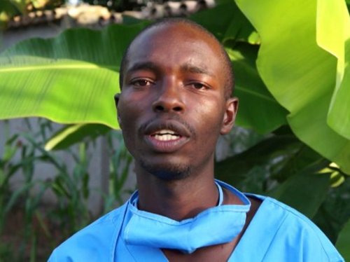 Alexis, futur médecin au Burundi