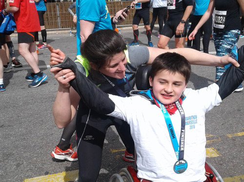 Un fauteuil roulant pour Matthieu