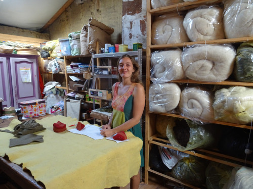 Cantilana : des vestes en laine feutrée fabriquées localement