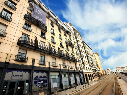 Victor Hugo, Lyon Hyper-centre