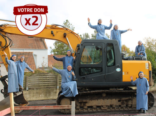 Petites soeurs de l'Agneau à Béthune : une grande chapelle !
