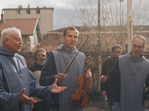 Les Petits Frères de l'Agneau : bâtir un monastère à Lyon