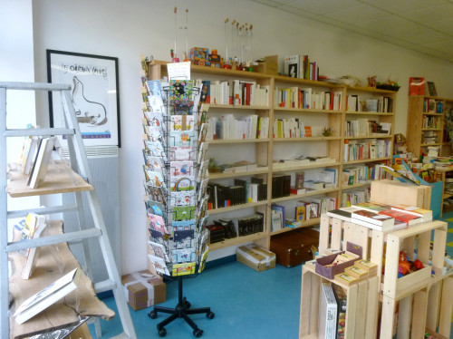 UN NOUVEAU NID POUR LES OISEAUX LIVRES !