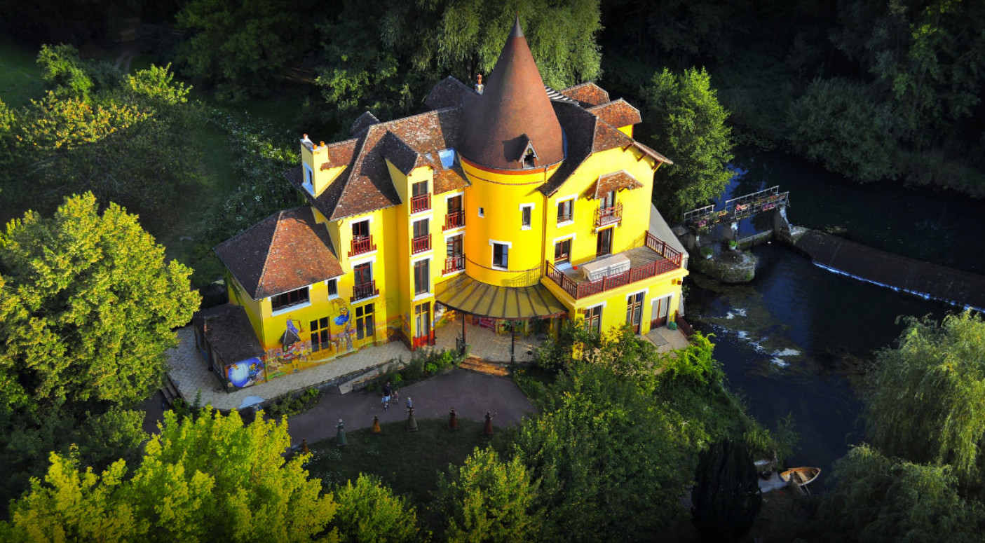 Le Moulin Jaune