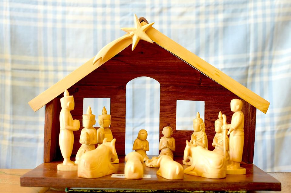 Let’s support the purchase of an original Khmer Nativity scene for the people of Phnom Penh!