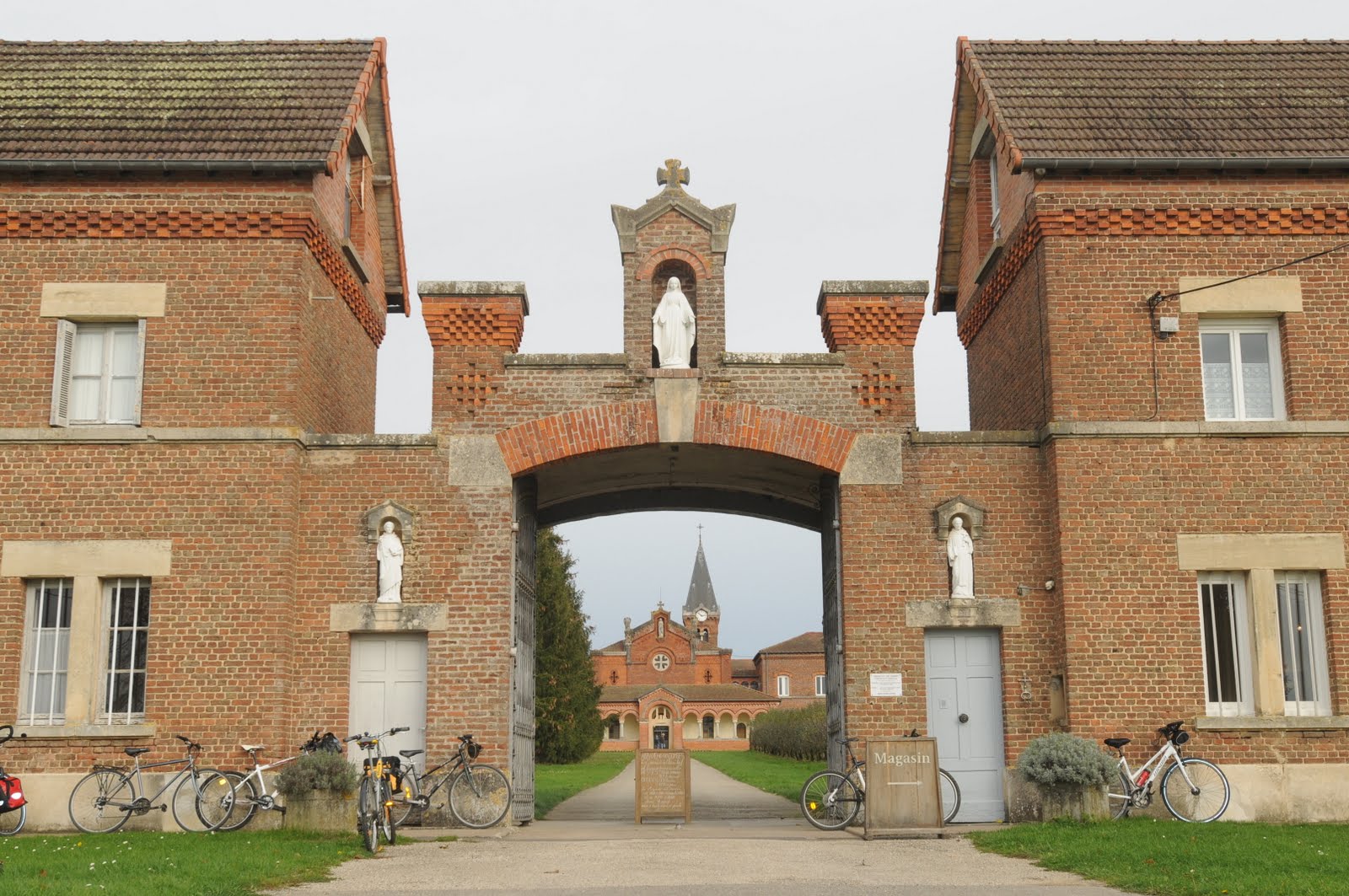 Notre-Dame des Dombes : Une abbaye Laudato Si