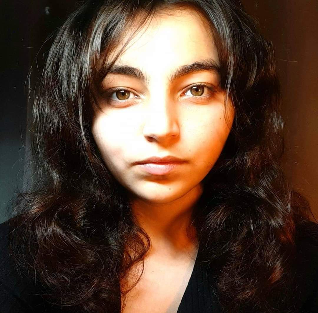 Aidons Nawel, jeune femme de 22 ans sur le point de tout perdre