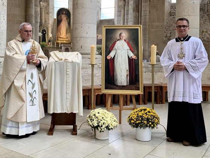 Préservons les reliques de Saint Jean-Paul II, Sainte Faustine, Saint Stanislas et la soutane de St Jean-Paul II