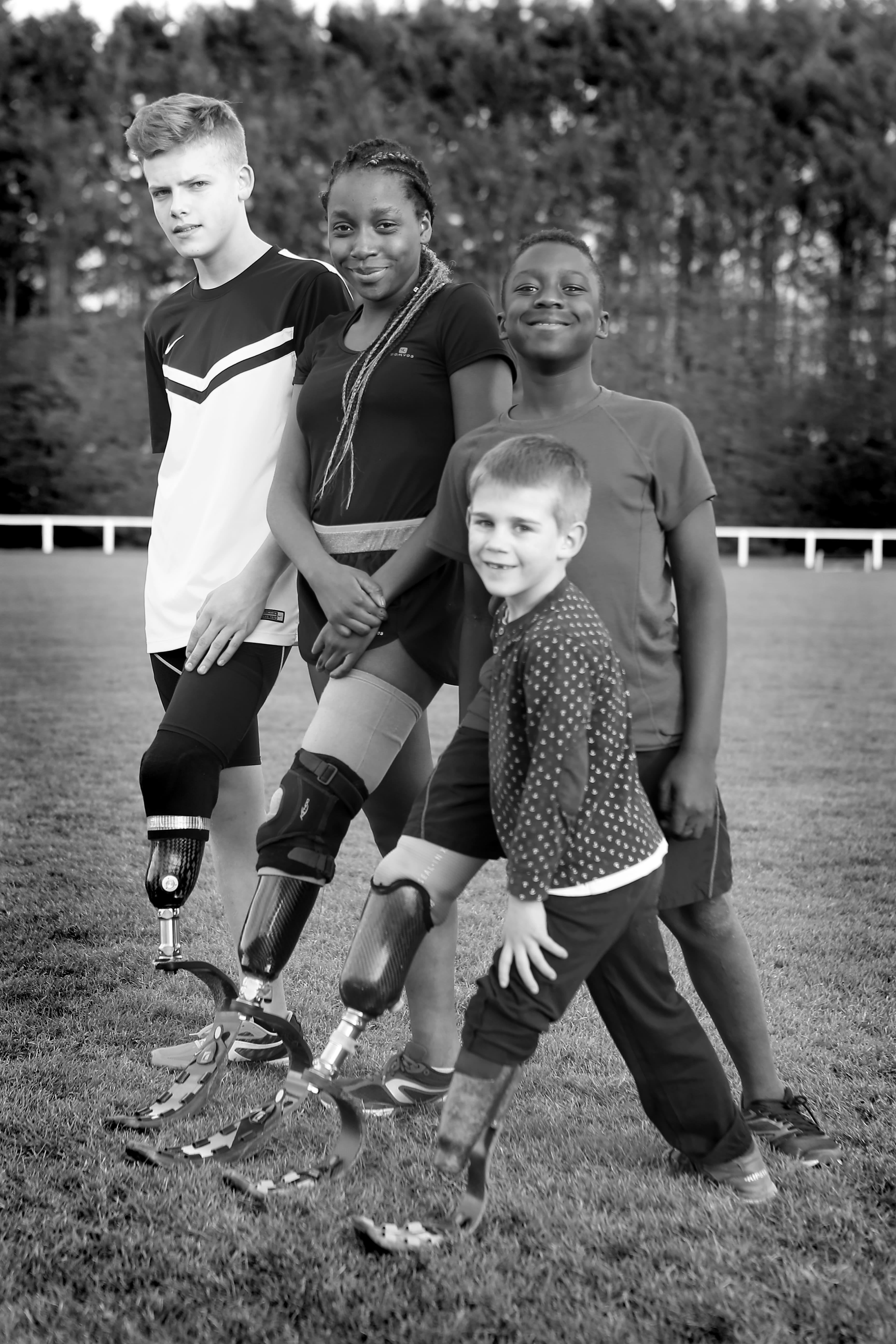 Vivensa : le 4L Trophy pour financer des prothèses sportives aux enfants