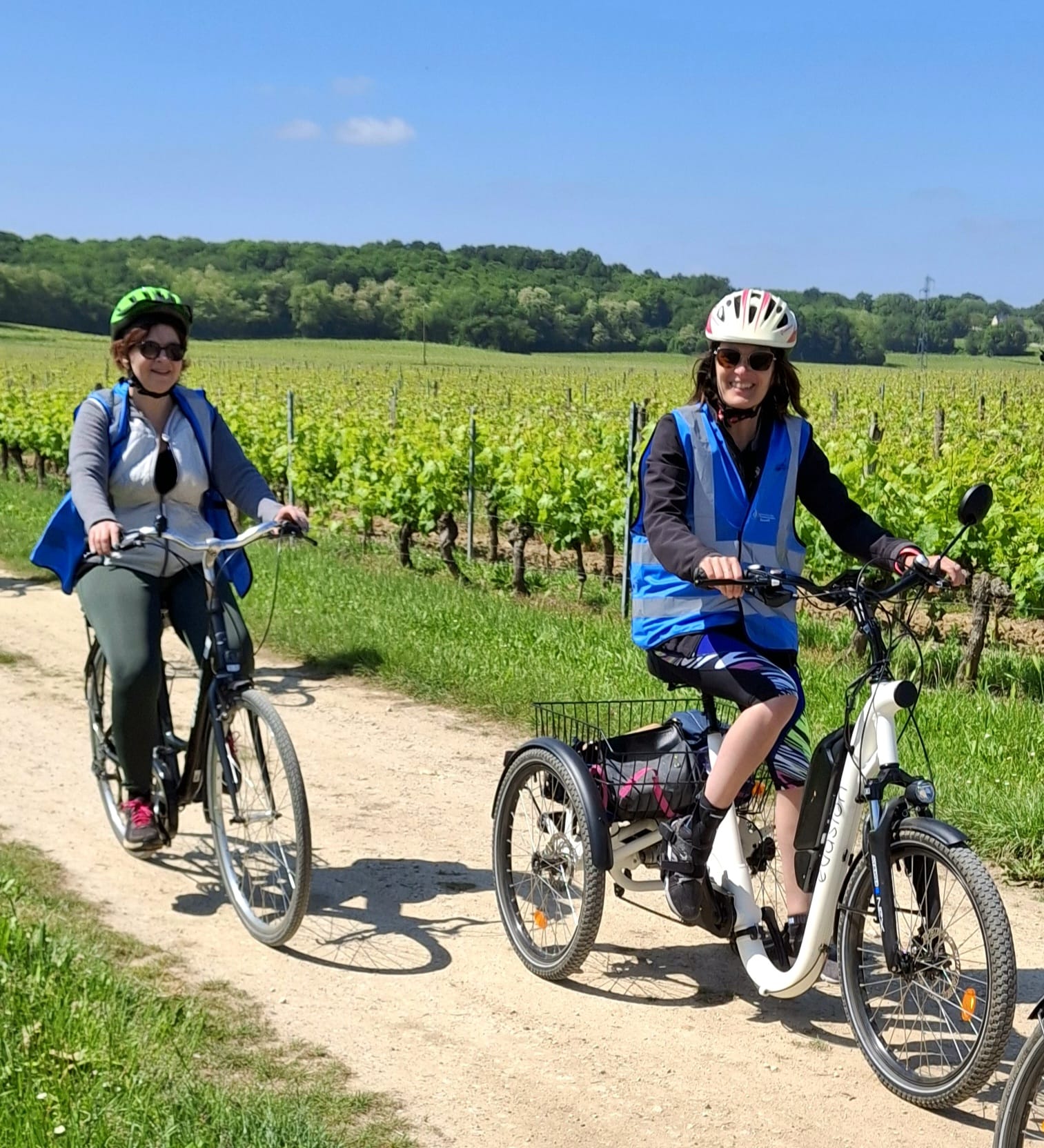 De château en château : une randonnée solidaire en Sarthe