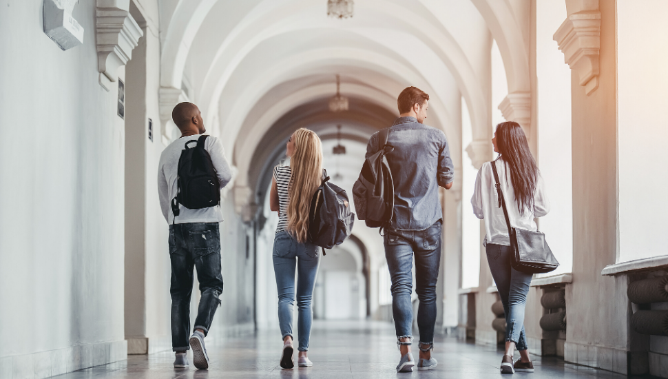 Gymnasieskolorna kan öppna till höstterminen